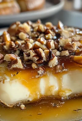Baked Brie with Apricot Jam and Walnuts